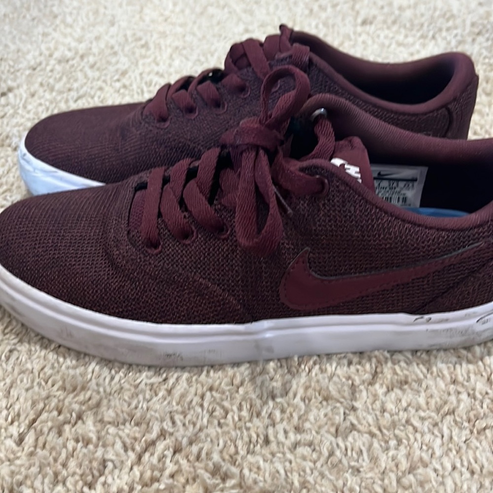 Women’s Nike SB
